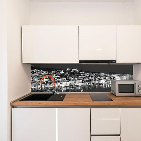 Studio Apartman Max Center Of The Old Town Free Parking Beautiful View Шибеник Экстерьер фото